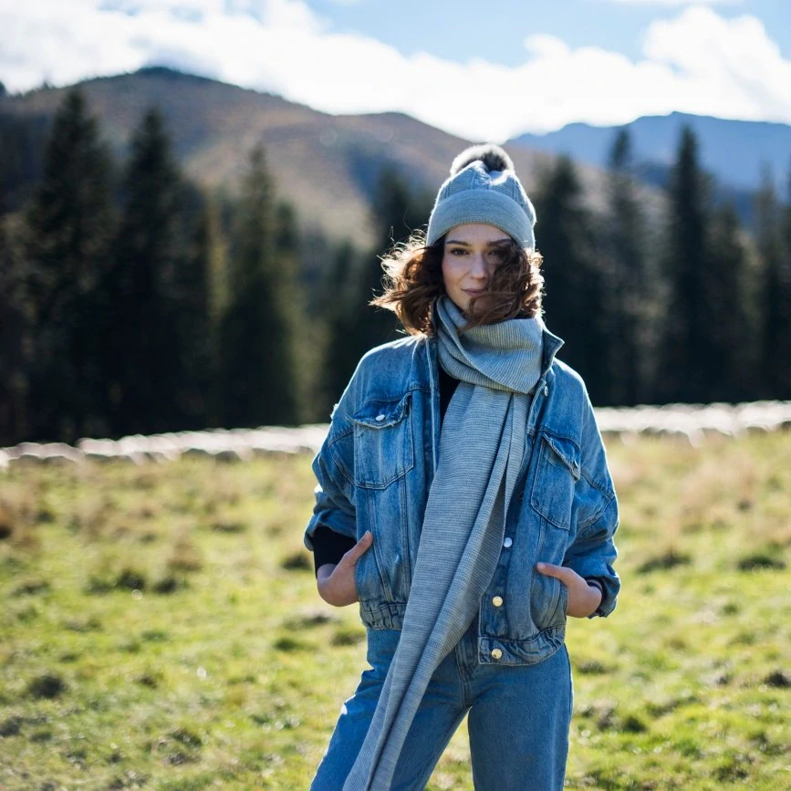 Unisex šála Art of Polo šedá