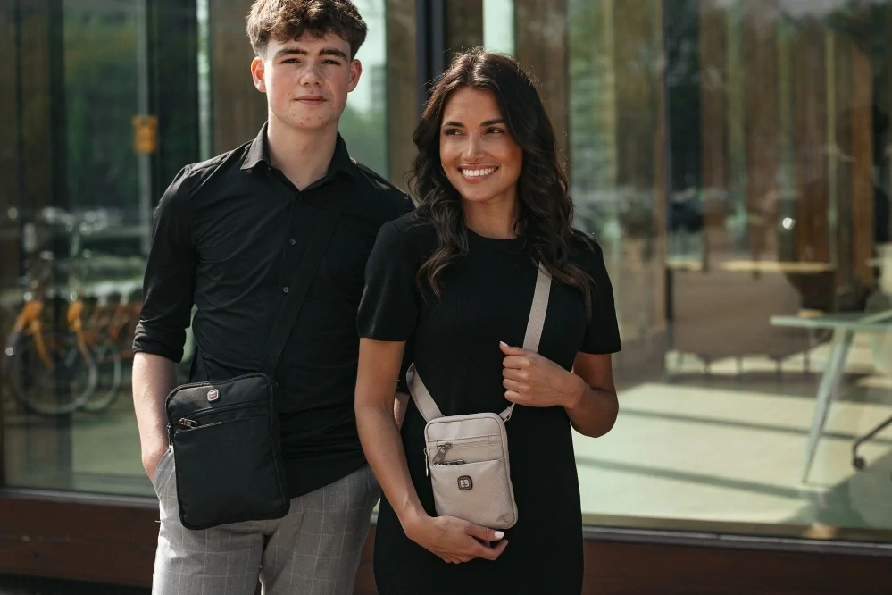 Pánská taška přes rameno černá  - Enrico Benetti Cornell 