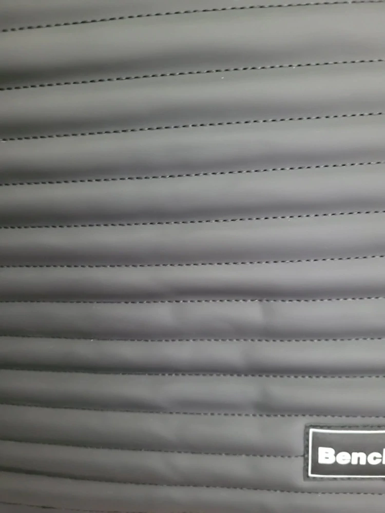 Rolovací batoh černý 30L - Bench Hydro